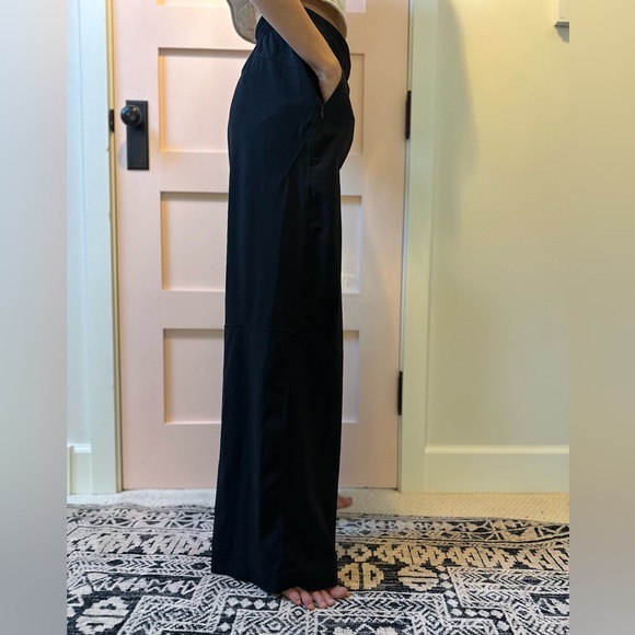 Lululemon Swift mid-rise wide leg pant - Picture 3 of 11
